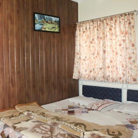 Matrulya Niwas Apartment Mahabaleshwar Bagian luar foto